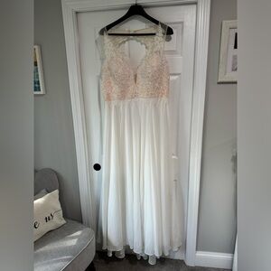 I purchased this one online it was my backup dress!  I didn’t use or alter it